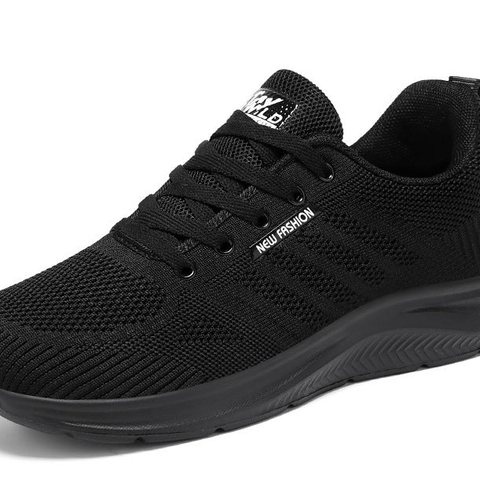Nuevos zapatos masculinos simples en primavera 2025 zapatos deportivos casuales negros puros